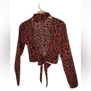 Womens long sleeve cheetah print top